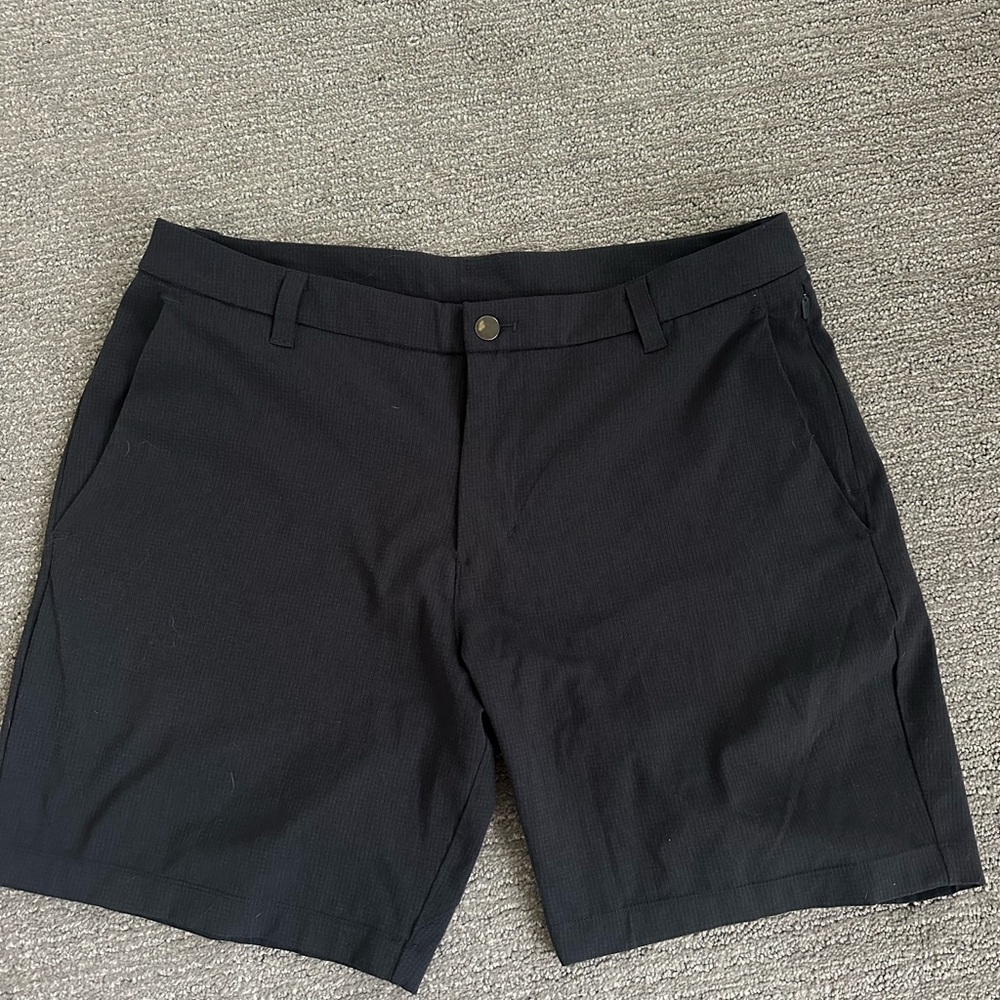 Lululemon shorts men size large
